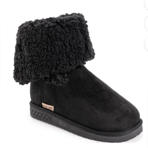 EUC Muk Luks Women's Selena Faux Fur Lined Fold Down Boots Size 9 - Picture 5 of 10